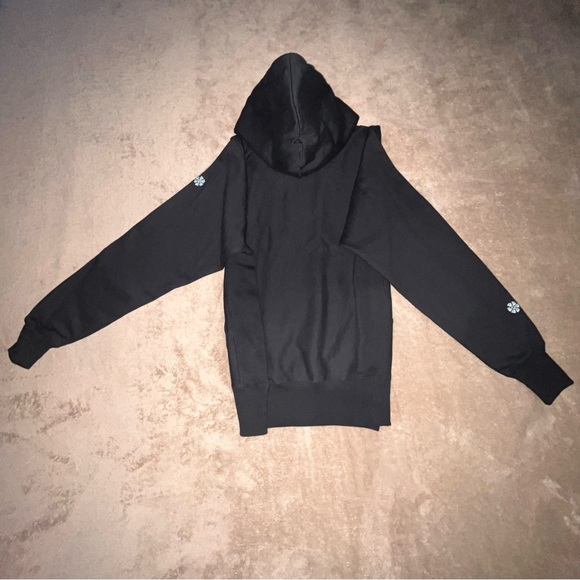 RARE FIND - REVERSE WEAVE: Champion Graphic Sweatshirt - Picture 3 of 9